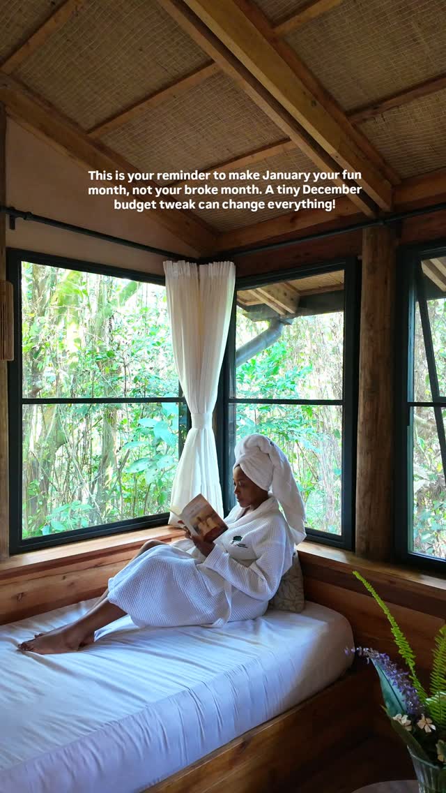 Tag your travel buddy who needs this reminder before December spending gets wild 💸

Set aside a small percent of your earnings in December. It makes January feel lighter and if you love to travel, January (after the first week) is almost always a good time to do so!

There are lots of deals, weather is great in many places and the crowds would start heading home!

Are you team January travel or no?