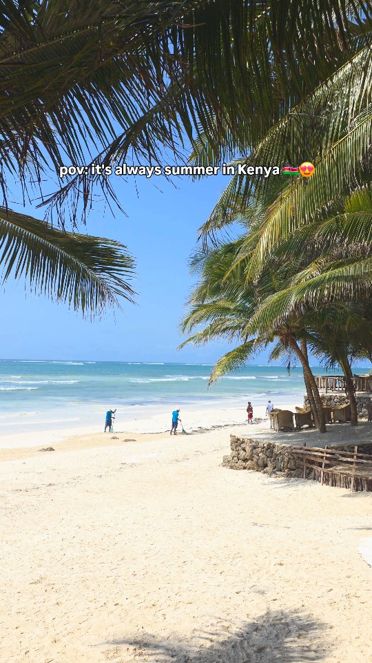 Looks like the beach is calling my name again! 😍😍
I think one of the best parts of living in Kenya is the weather! It's always summer somewhere in Kenya!